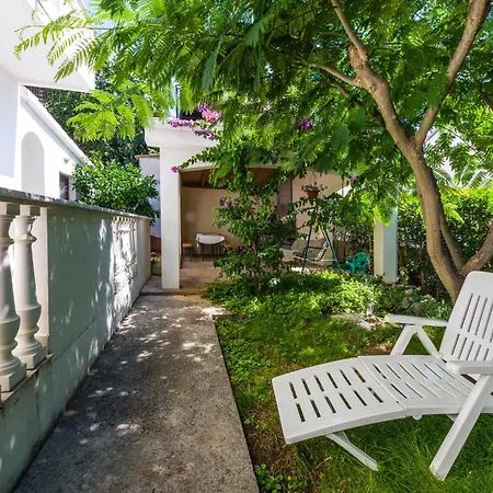 Amazing In With Wifi Apartment Petrcane
